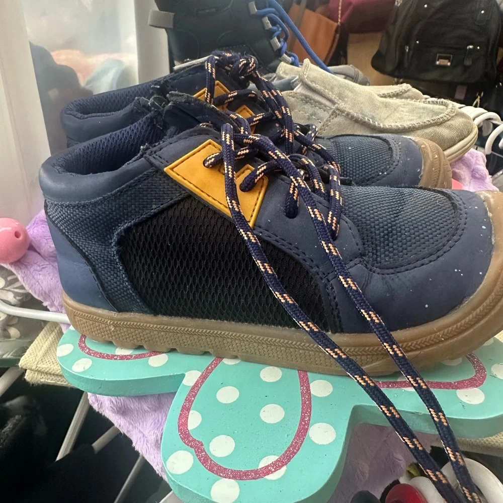 Cat &‎ Jack Navy and Brown Kids Sneakers